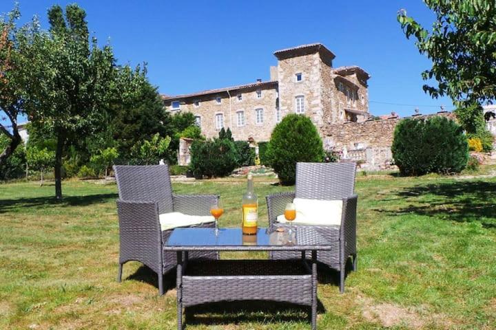 Gite Du Chateau Eclassan Dış mekan fotoğraf