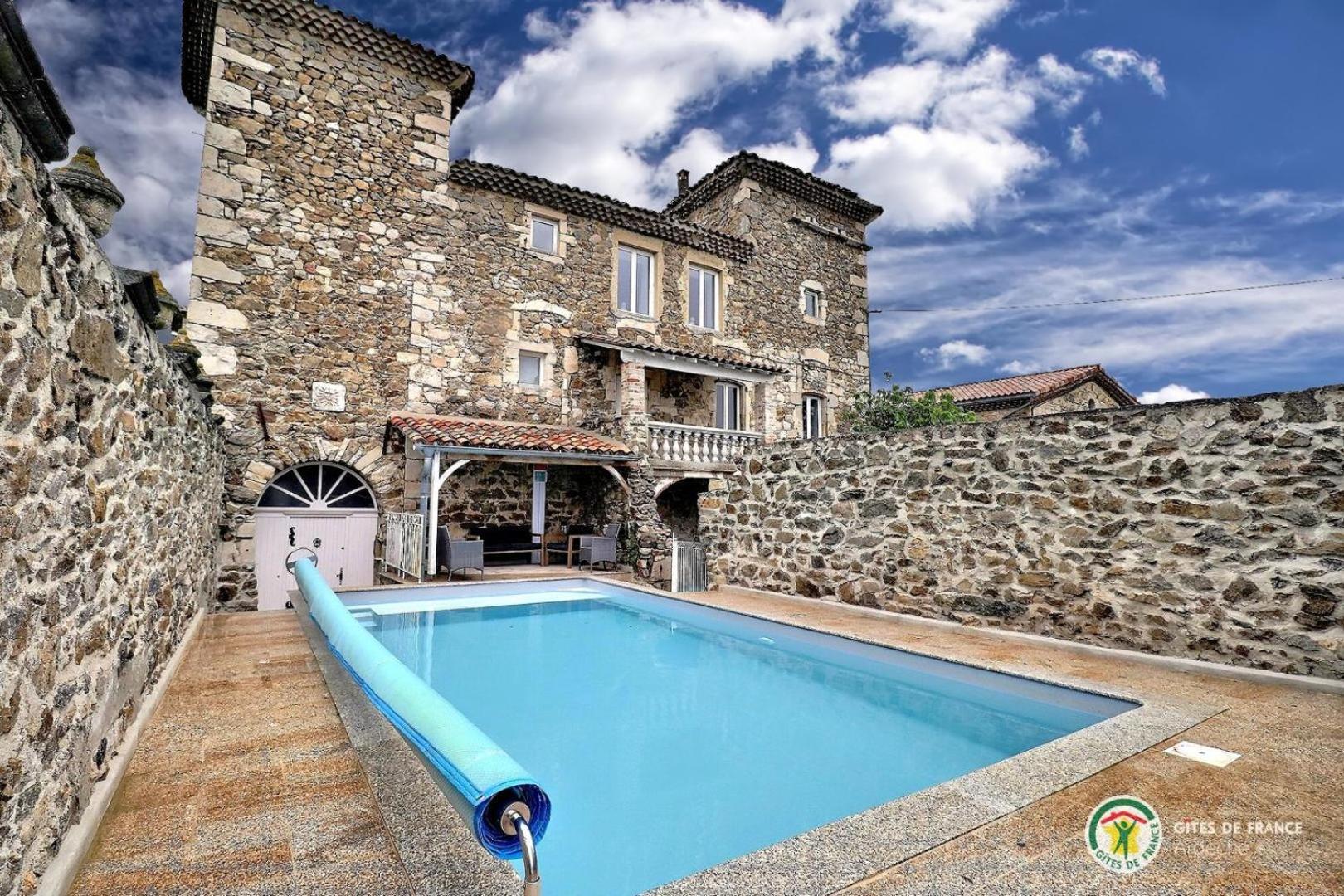 Gite Du Chateau Eclassan Dış mekan fotoğraf